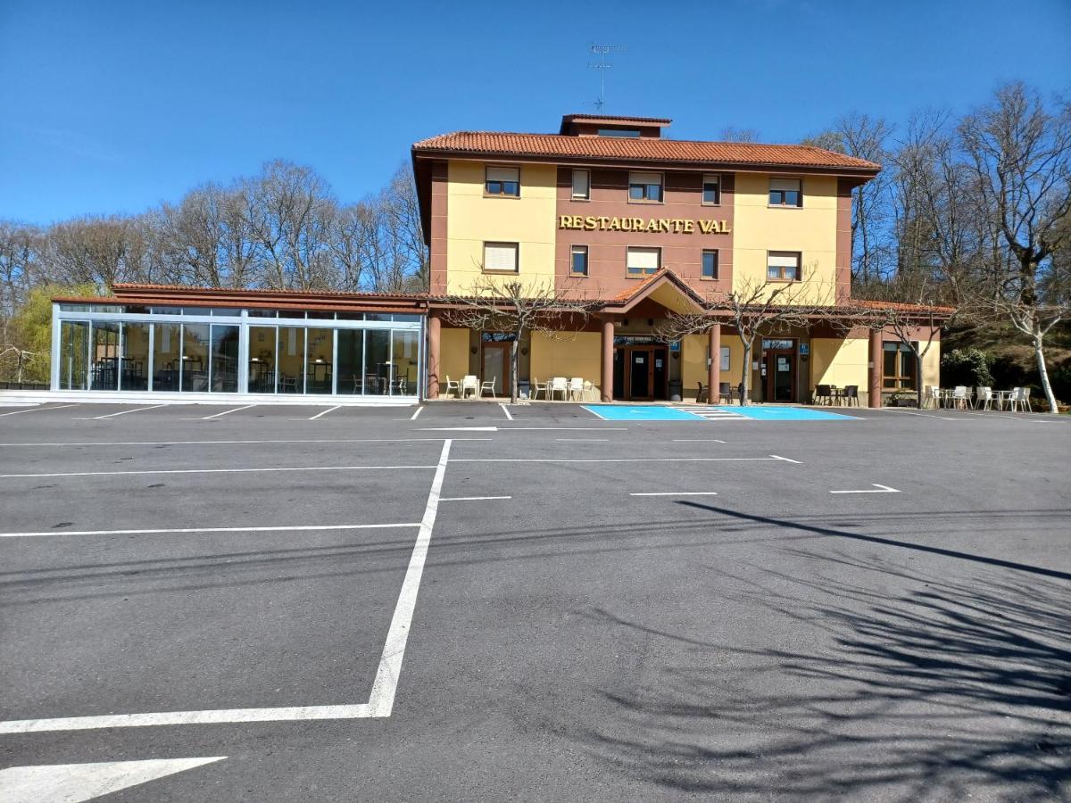 Hotel Restaurante Val Antas de Ulla Exterior foto