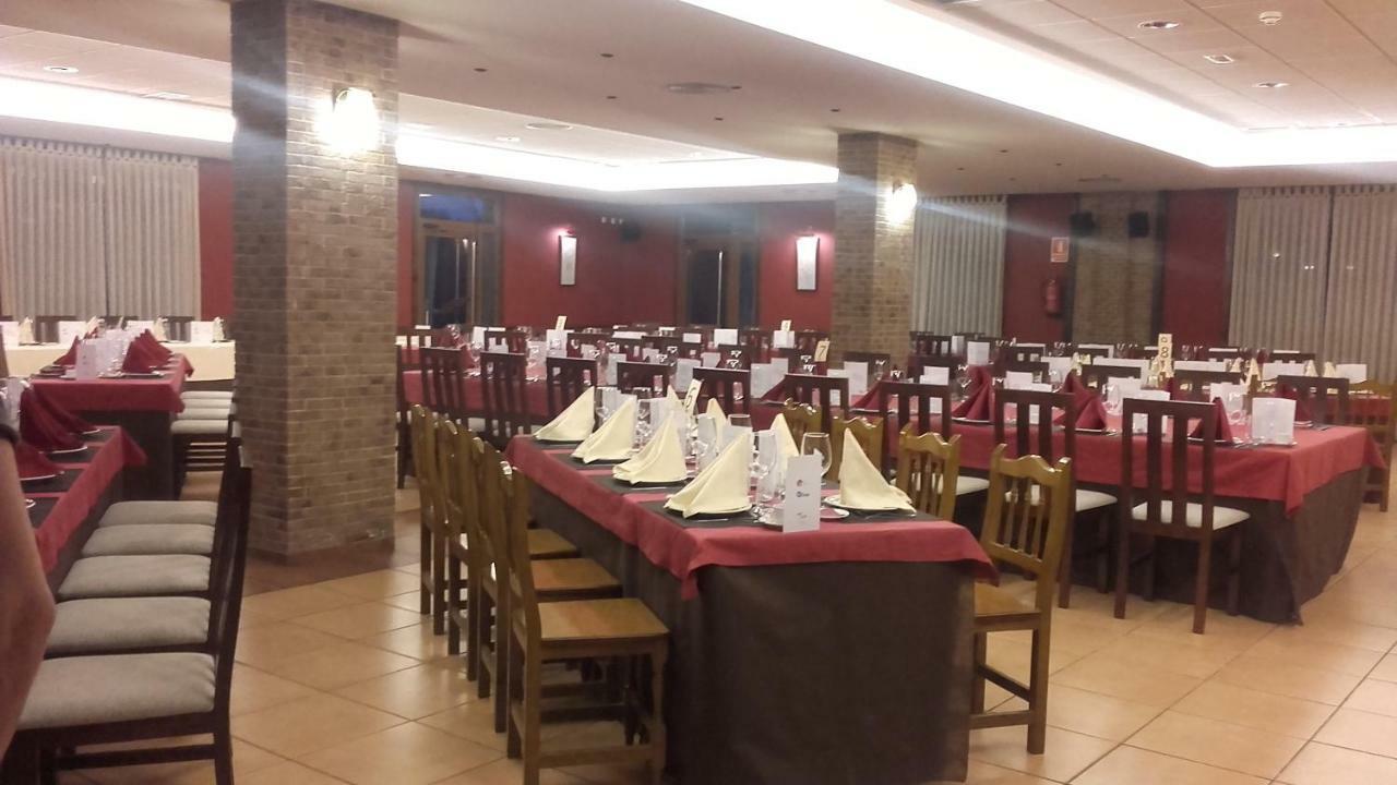 Hotel Restaurante Val Antas de Ulla Exterior foto
